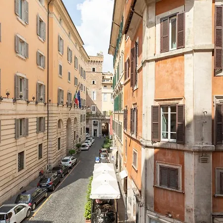 Apartament Iflat Art In The Heart Of Rzym